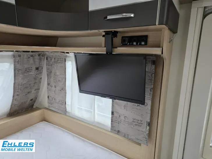 Fahrzeugbild Hymer Eriba Eriba Living 525 Stockbetten/Mover/Markise/TV/1700kg #18