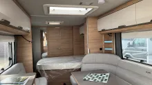 Sicht vorne-hinten Knaus Südwind 650 PXB Black Selection *2027*DuoControl
