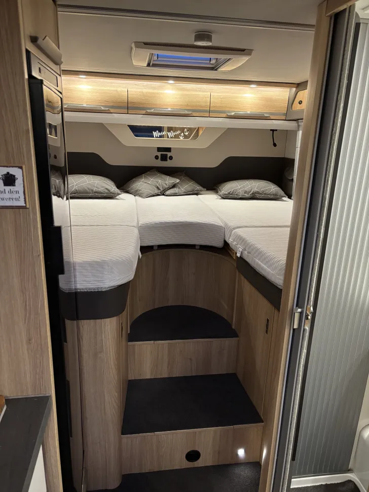 Grundriss Nacht Knaus Sky TI 650 MEG Gepflegt