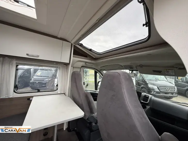 Fahrzeugbild Carado Van  337 pro + #5