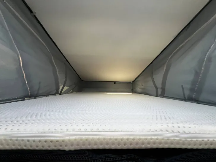 Fahrzeugbild Bürstner BÜRSTNER B66 600C AT8G+Aufstelldach+Combi6DE+ #1