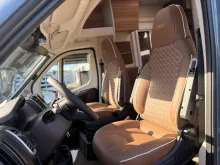 Fahrzeugbild Bürstner TD 690 B66 AT+Leder+Combi 6DE+Sunroof+Kamera+ #10