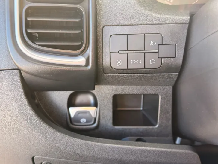 Fahrzeugbild Bürstner TD 690 B66 AT+Leder+Combi 6DE+Sunroof+Kamera+ #13