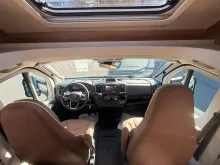 Fahrzeugbild Bürstner TD 690 B66 AT+Leder+Combi 6DE+Sunroof+Kamera+ #24