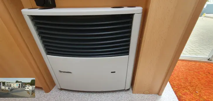 Fahrzeugbild Knaus Südwind 400 TS Nr. 111 - Doppelb., Sitzgr. #9