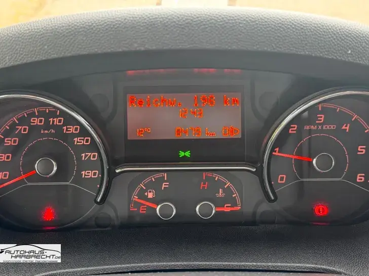 Fahrzeugbild Pössl Summit 600 Plus-Solar-MaxxFan-DAB-Clesana-Minnid #13