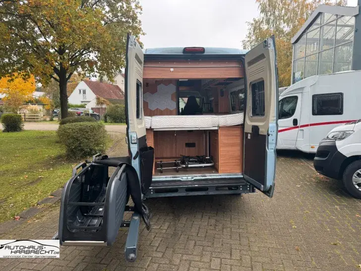 Fahrzeugbild Pössl Summit 600 Plus-Solar-MaxxFan-DAB-Clesana-Minnid #20