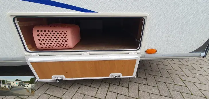 Fahrzeugbild Bürstner Premio 400 TS Nr. 115 - Doppelb., Sitzgr. #33