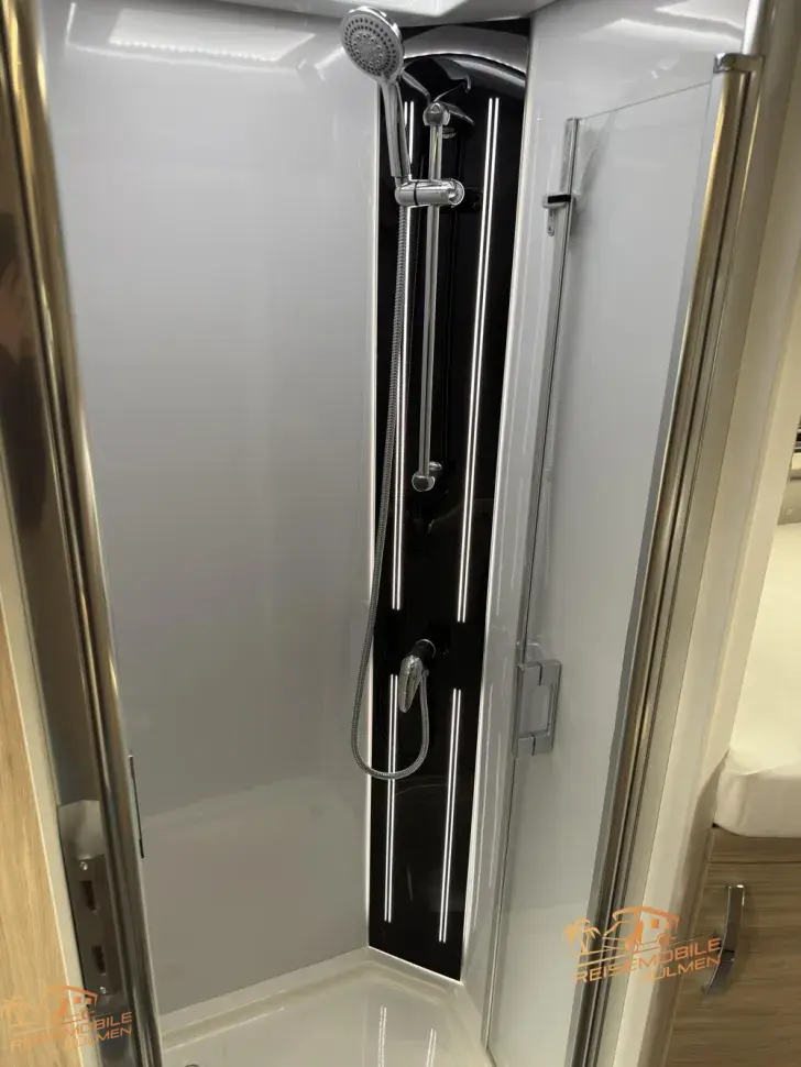 Fahrzeugbild Frankia F-Line I 790 GD Hubstützen Lithium #15