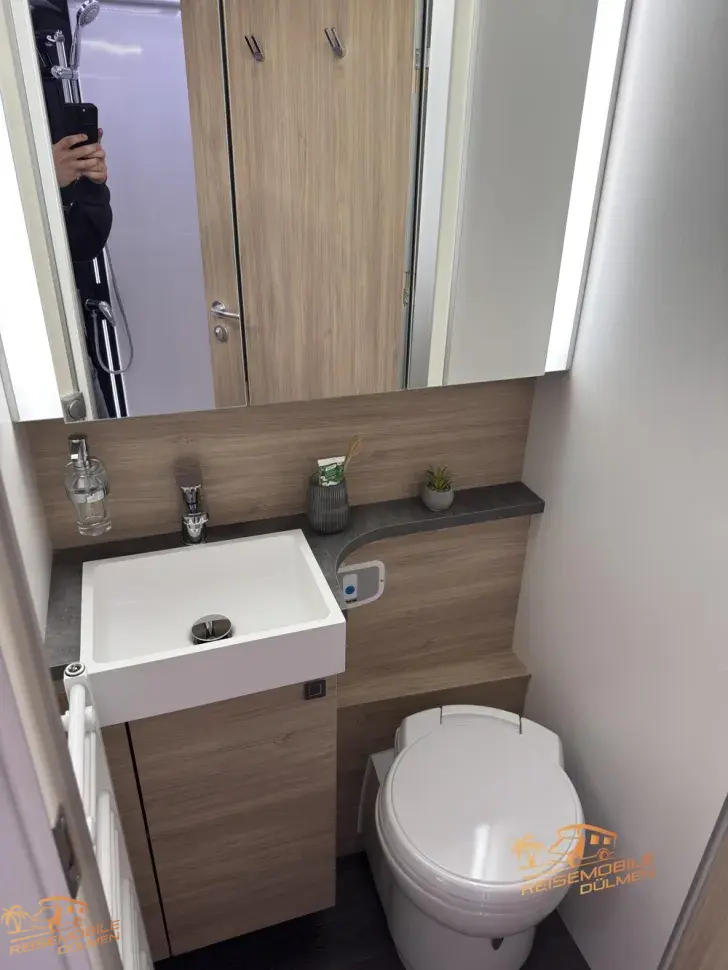 Fahrzeugbild Frankia F-Line I 790 GD Hubstützen Lithium #18