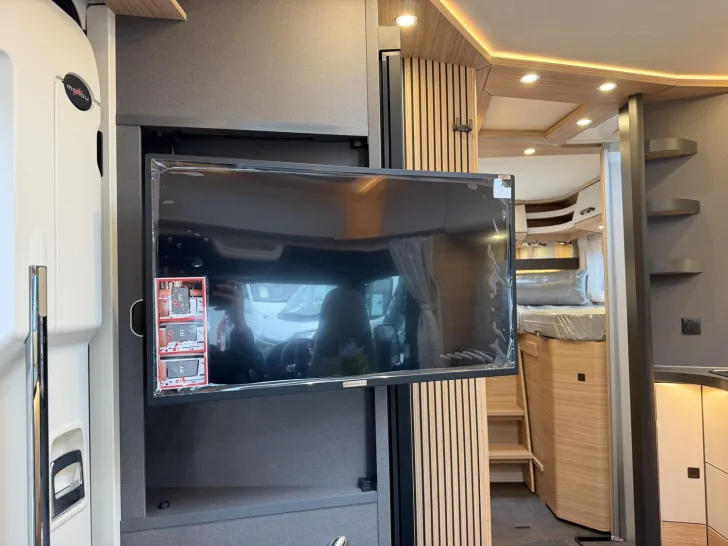 Fahrzeugbild Malibu T 470 RB LE K comfort Mercedes #15