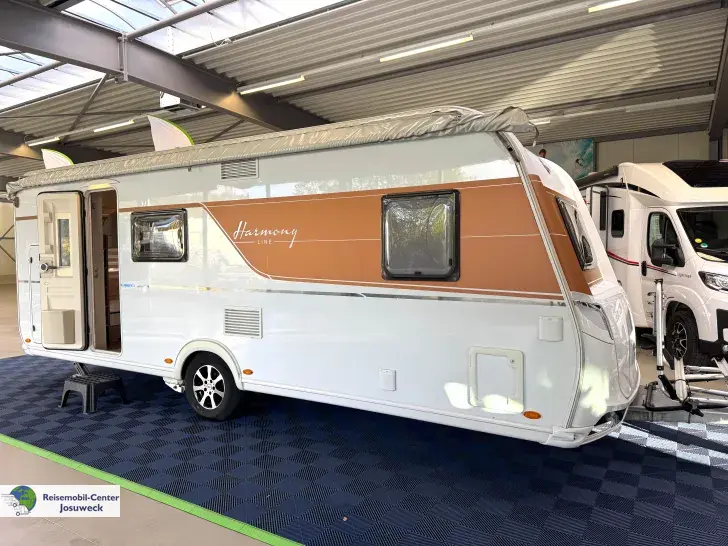 Fahrzeugbild Bürstner Averso HL 520 TK Etagenbetten, Mover, Klima #1