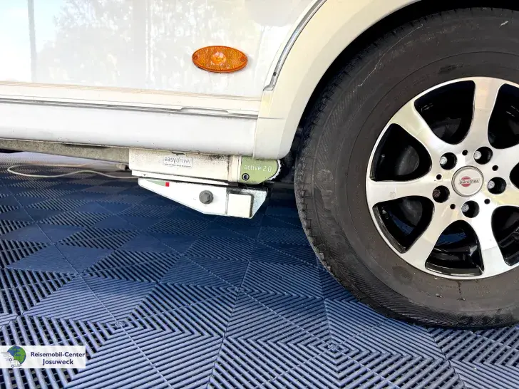 Fahrzeugbild Bürstner Averso HL 520 TK Etagenbetten, Mover, Klima #21