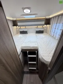 Fahrzeugbild Roller Team Kronos Black Edition 288 TL TV WIFI 160PSACC2027 #23