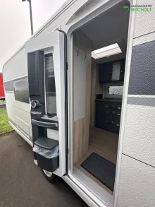 Fahrzeugbild Hobby De Luxe 495 WFB 1800 kg / ETS / Mover #6