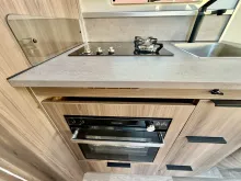 Fahrzeugbild Kabe Ametist 560 GLE KS B2 Modell 2027 / 2000 kg #10