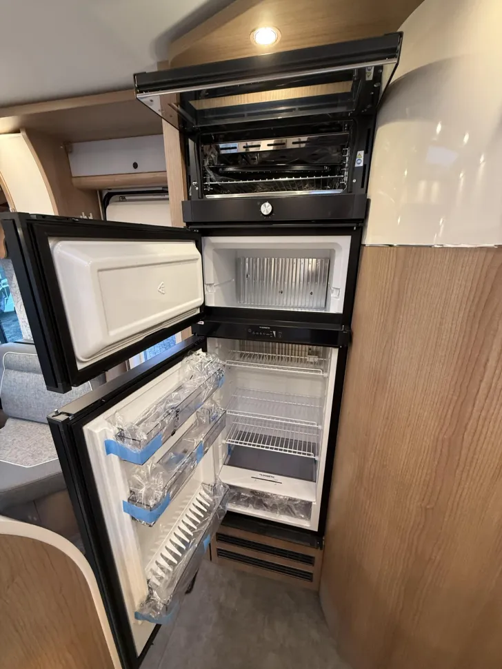 Fahrzeugbild Malibu I Edition+ 490 RB LE comfort Mercedes #14