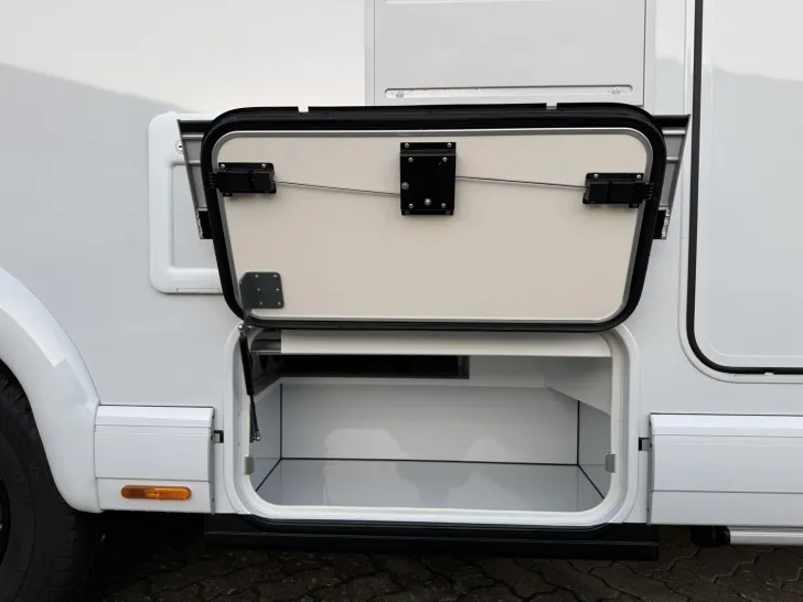 Fahrzeugbild Malibu I Edition+ 490 RB LE comfort Mercedes #31