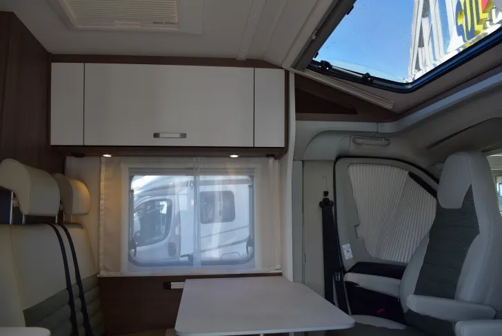 Fahrzeugbild Carado VAN V337 Pro+ Automatik, ACC, Lithium #5
