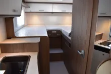 Fahrzeugbild Carado VAN V337 Pro+ Automatik, ACC, Lithium #13