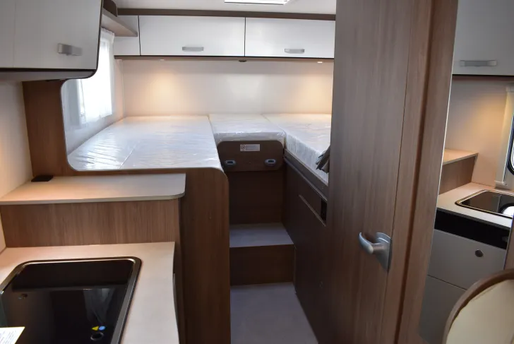 Fahrzeugbild Carado VAN V337 Pro+ Automatik, ACC, Lithium #13