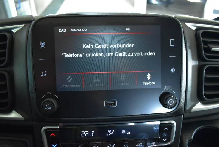 Fahrzeugbild Carado VAN V337 Pro+ Automatik, ACC, Lithium #36