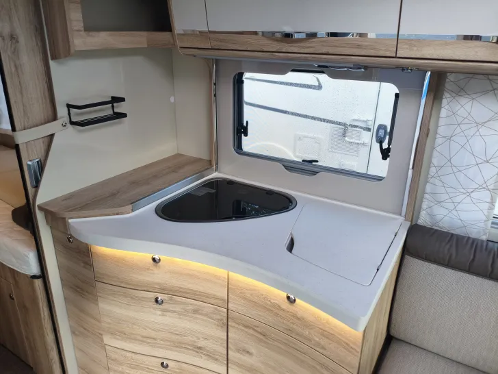 Fahrzeugbild Eura Mobil Integra Line 730 EF -hydr.Hubstützen- 1.900km #13