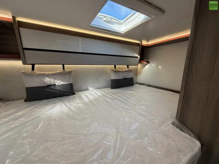 Fahrzeugbild Roller Team Kronos 279 M Winter Lüfter ACC 6 Gurtplätze 2027 #24