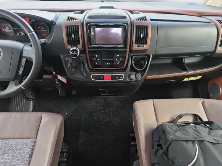 Fahrzeugbild Carthago chic c-line I 4.8 LE #9