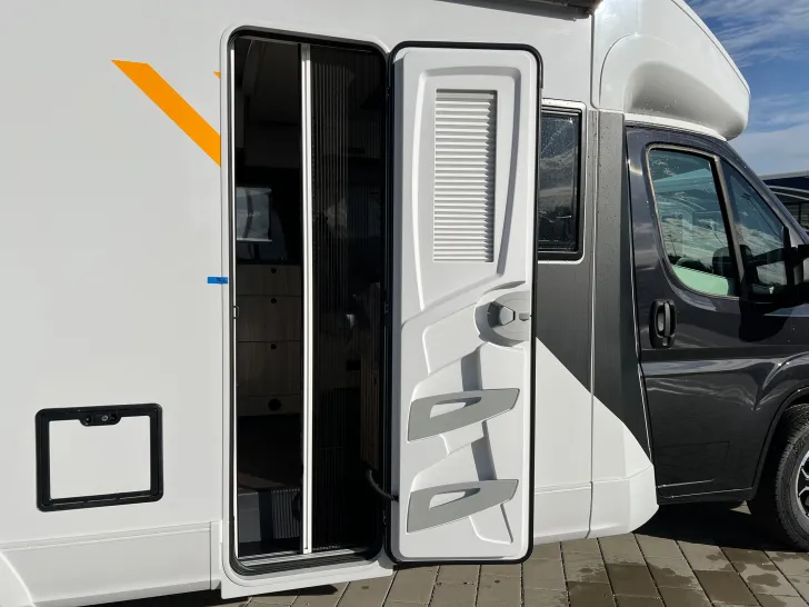 Fahrzeugbild Glücksmobil S-SERIE 72 DL #19