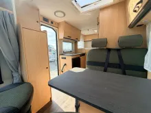 Fahrzeugbild Sunlight VAN V 60 #50