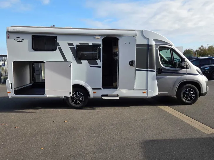 Fahrzeugbild Carado V 347 3,5T 140Pro+Clever Lift Bett+Solar+Combi6E #7