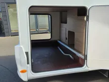 Fahrzeugbild Carado V 347 3,5T 140Pro+Clever Lift Bett+Solar+Combi6E #13