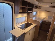 Fahrzeugbild Carado V 347 3,5T 140Pro+Clever Lift Bett+Solar+Combi6E #17
