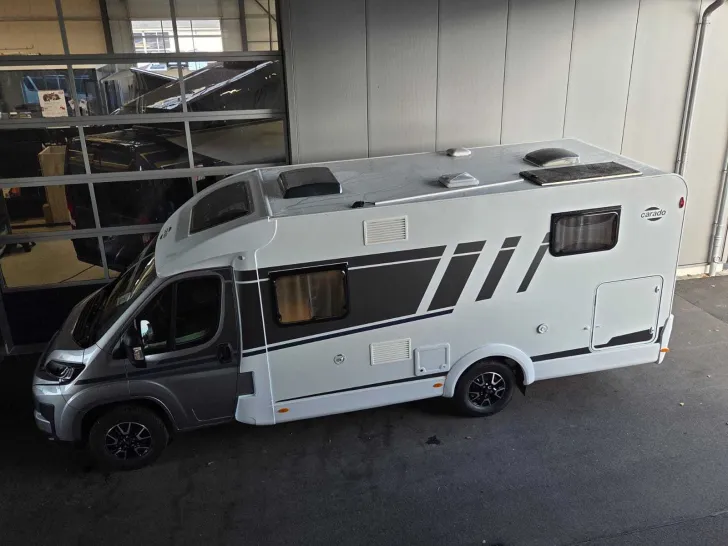 Fahrzeugbild Carado V 347 3,5T 140Pro+Clever Lift Bett+Solar+Combi6E #20