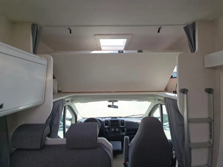 Fahrzeugbild Sunlight ALKOVEN A 68 #24
