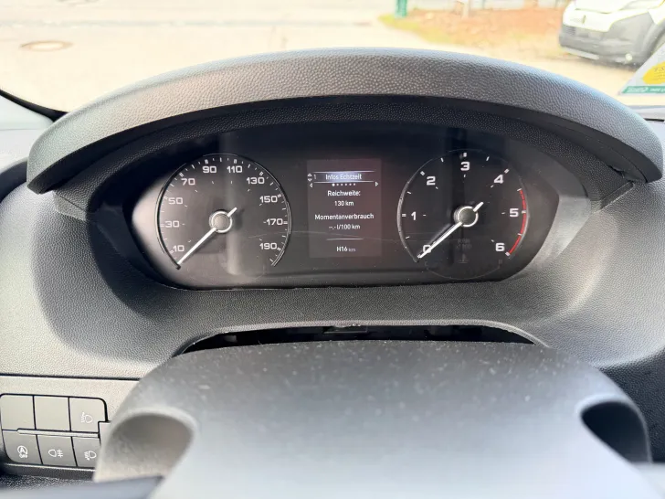 Fahrzeugbild Sunlight TEILINTEGRIERT T68 #23