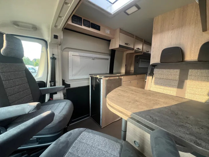 Fahrzeugbild Pössl H-Line Summit 640 #33