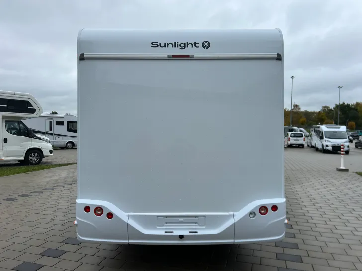 Fahrzeugbild Sunlight Sub TS 67 #9