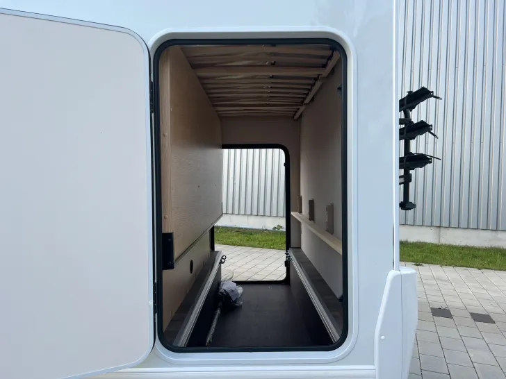 Fahrzeugbild Sunlight ALKOVEN A 68 * 7.771.- sparen! * #9