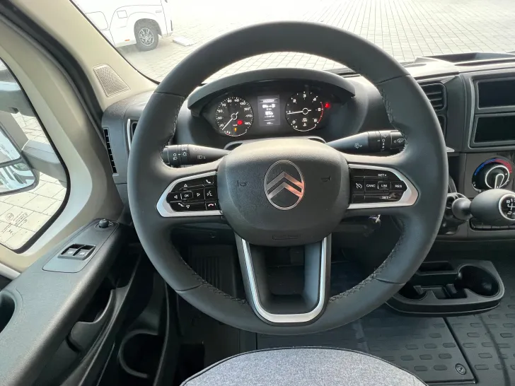 Fahrzeugbild Sunlight ALKOVEN A 68 * 7.771.- sparen! * #27