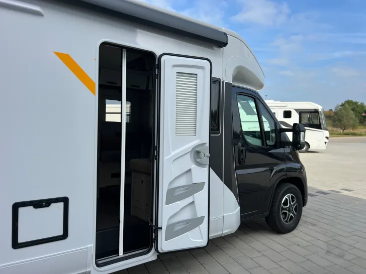 Fahrzeugbild Glücksmobil S-SERIE 72 DL #18