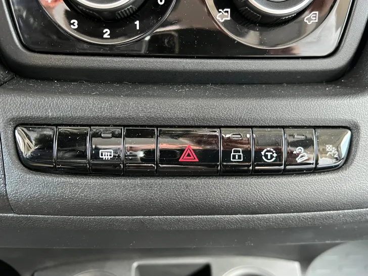 Fahrzeugbild Glücksmobil S-SERIE 72 DL #28