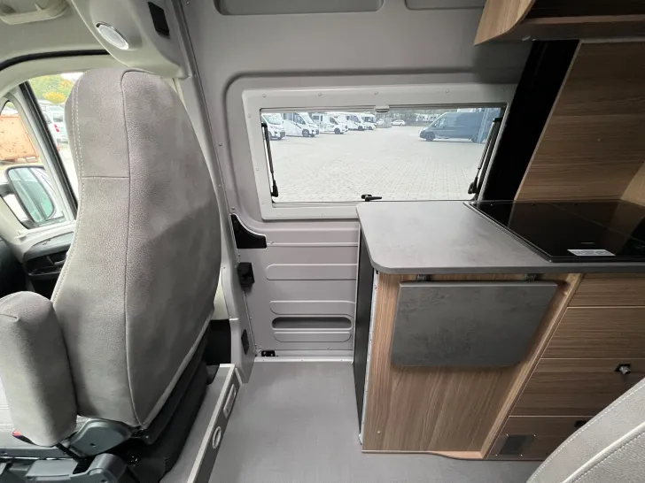 Fahrzeugbild Pössl H-Line Summit Shine 600 L Elegance #35