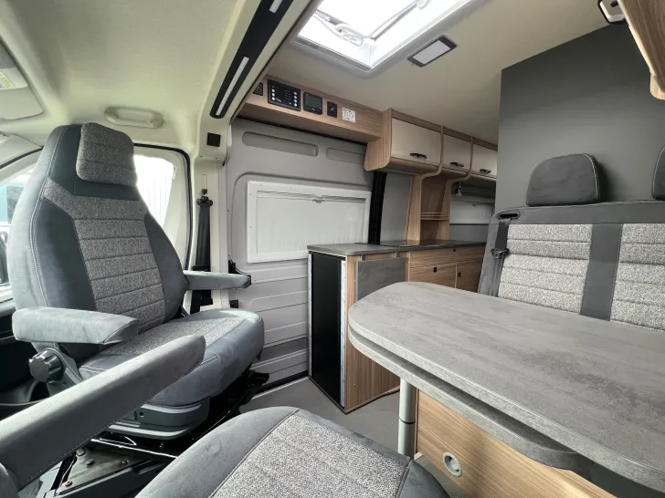 Fahrzeugbild Pössl H-Line Summit 600 #33