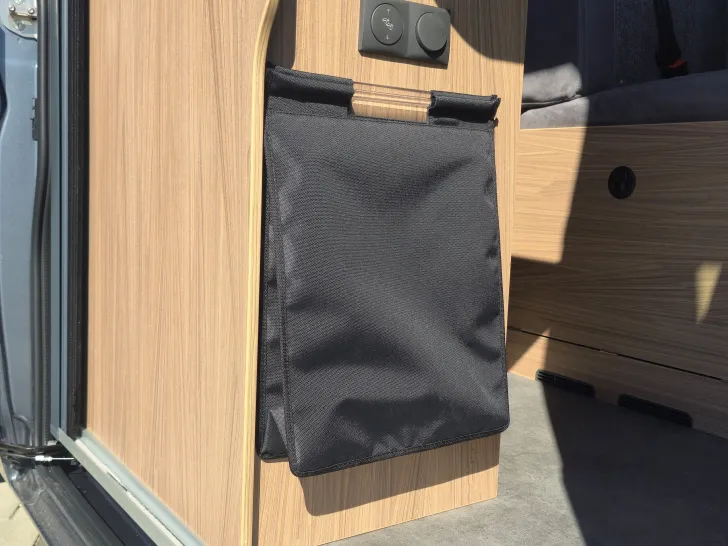 Fahrzeugbild Pössl D-Line 2Win R Plus #22