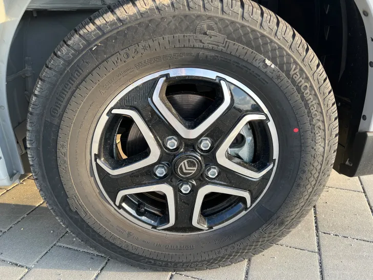 Fahrzeugbild Pössl D-Line Roadstar 600 L #19
