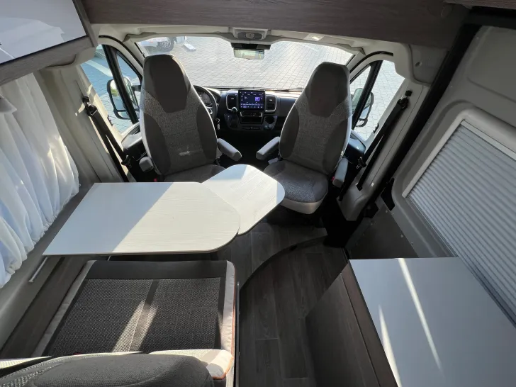 Fahrzeugbild Pössl D-Line Roadstar 600 L #22