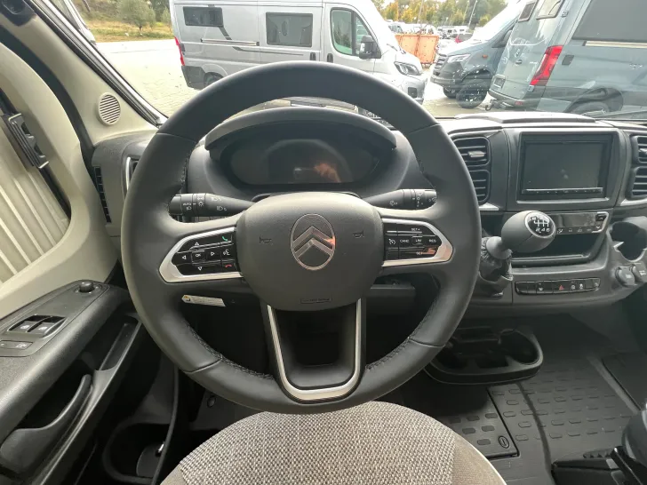 Fahrzeugbild Pössl D-Line 2Win S Plus #25
