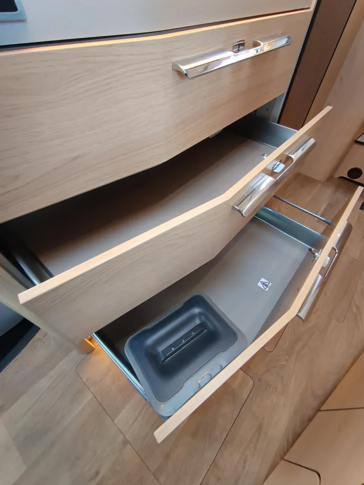 Fahrzeugbild Hymer B-Klasse MC I 580 Li,Solar,Dachklima,TV,SAT,Rout #26